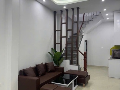 Hoàng hoa thám 31m giá 8,2 tỷ,cách phố 20m,ngõ thông,sổ đẹp,full nội thất 1