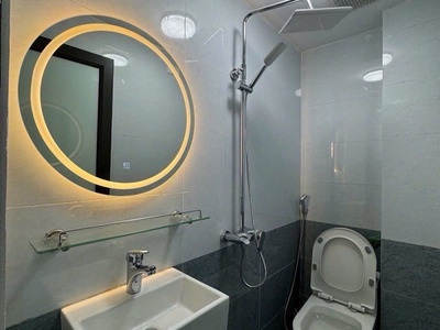 Hoàng hoa thám 31m giá 8,2 tỷ,cách phố 20m,ngõ thông,sổ đẹp,full nội thất 2
