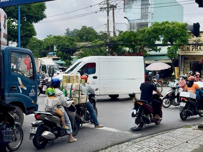 Gấp bán nhà 3 tầng  mặt tiền kinh doanh  đường trương thị hoa  tân thới hiệp quận 12 shr chỉ 9,2 tỷ 4
