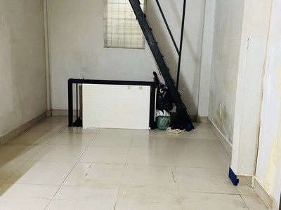 Bán nhà hẻm 3 gác thẳng 1 trục Trần Phú Q.5 :   Vị trí rất trung tâm 1