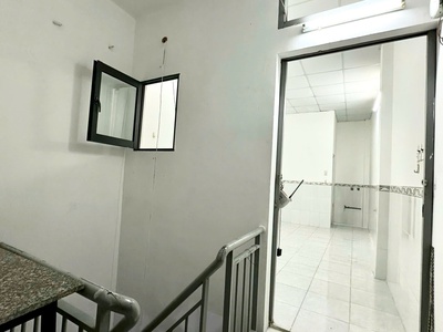 Bán nhà đường 3/2   Ngô Quyền Quận 10 ➡ Hẻm trước nhà 3m.  ➡DT: Ngang 3m x 9,5m.DTXD công nhận 28m2 3