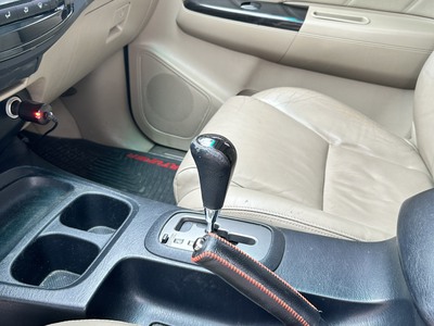 Toyota Fortuner 2015  màu Đen 2.7V 4x2 9