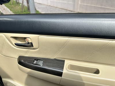 Toyota Fortuner 2015  màu Đen 2.7V 4x2 12