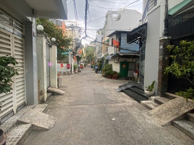 Nhà vuông 3 tầng hxh tránh 53m2    phan đăng lưu bình thạnh 3