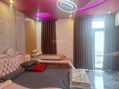 Chính chủ bán nhà 3 tầng kiên cố, rộng rãi   vị trí đẹp đường huỳnh tấn phát, quận 7 4