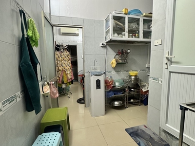 Bán nhà tập thể nguyễn công trứ 50m vuông có thể làm 2 ngủ chỉ 3 tỷ vài chục lẻ 2
