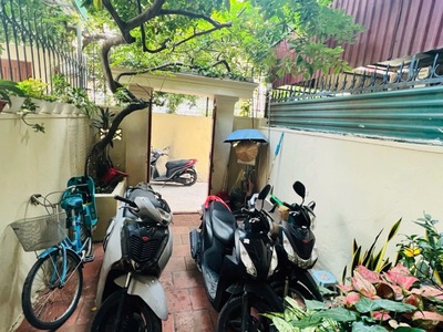 Phân lô 2 thoáng - sân vườn - ô tô đỗ cách 20m-khu vực trung tâm  3 tầng   63m2- 15 tỷ. 3