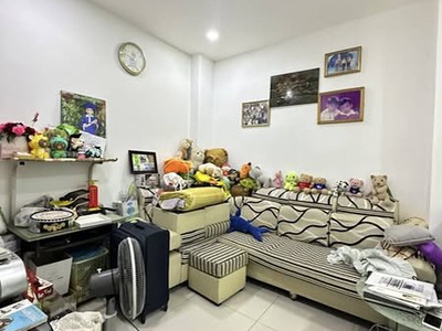 Nhà đường lý thái tổ quận 10 phường 10 cũ. 2