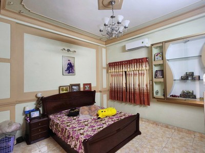 Bán nhà lũy bán bích - dt 85m2  4.5 x 18.5 m - 4 tầng - hẻm xe tải 8m 2