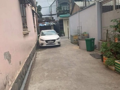 Căn hộ dịch vụ 104m2 x 3 tầng lạc long quân gần svđ phú thọ 1