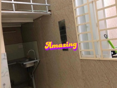 Căn hộ dịch vụ 104m2 x 3 tầng lạc long quân gần svđ phú thọ 2
