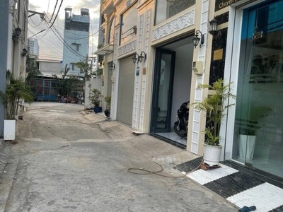 Đất đẹp huỳnh tán phát quận 7   giá tốt   51m2  5x10.1    chỉ 6 tỷ 1