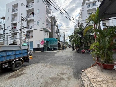 Bán nhà 2 mặt tiền hẻm tô hiệu - gần hòa binh, lũy bán bích, 9x13m, cấp 4, chào 13,2 tỷ. 2