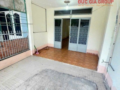 Bán nhà 5 x 24, gần chợ tân tiến, đường nhựa 5m thông chỉ 4,3 tỷ 1