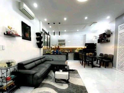 Nhà đẹp đông ngạc - dt40m2 - 4 tầng - giá 9,5 tỷ - đường ô tô tránh 1