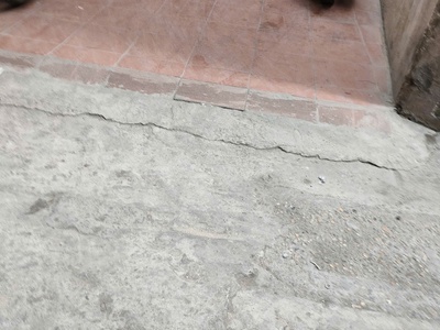 Bán gấp giá rẻ mặt phố long biên 2 65m, 4 tầng, mặt tiền 3m, 16.9 tỷ long biên. 2