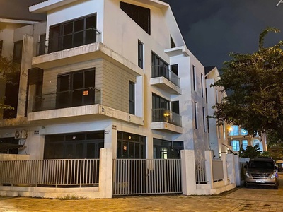 Chính chủ chuyển nhượng căn vila góc an vượng khu đô thi nam cường 2