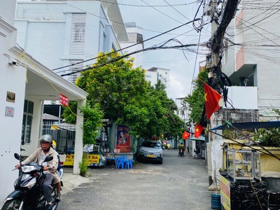 Chính chủ - hoàng hoa thám - p7 bình thạnh - 50m2 - hẻm 4m - 2 mặt hẻm rất thoáng - bán 6.4 tỷ - tl 0