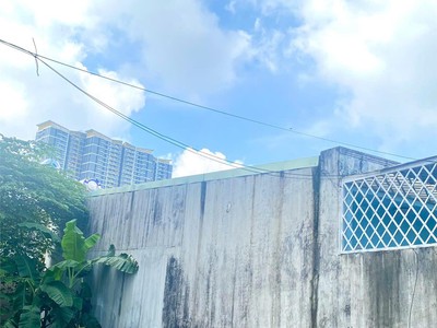 Bán nhà quận 9 - kdc phước thiện - đường nhựa rộng oto né nhau- 20p ra ngã tư thủ đức - 10p ra lê 1