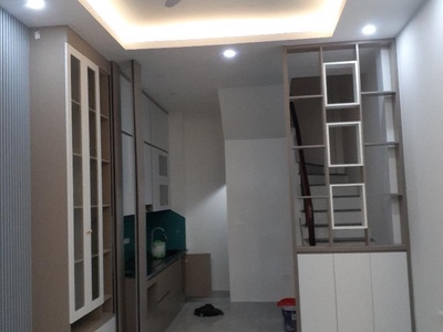 Dương quảng hàm 35m x5 tầng 8,8 tỷ,ngõ ba gác,cách ô tô 20m,50m ra phố,nhà đẹp 1