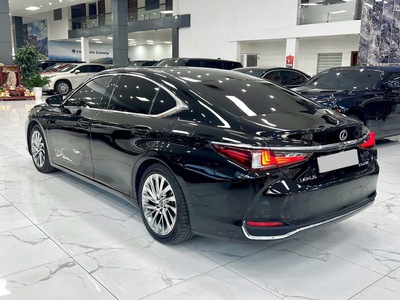 Bán Lexus ES250 sản xuất 2020, xe cực đẹp , giá tốt. 1