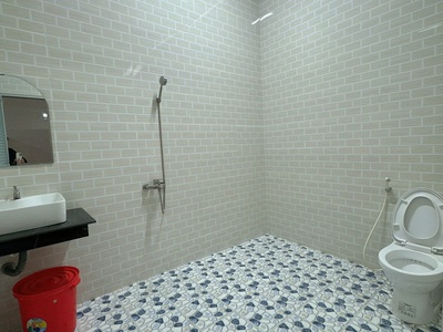 Cho thuê nhà và mặt bằng mới xây 360m2 mặt tiền QL60 Mỏ Cày Bắc 2