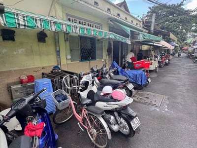 Bán nhà mặt tiền góc chữ L G56 Cư Xá Vĩnh Hội P6 Quận 4 0