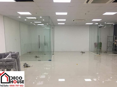 Tường kính là gì và mang lại lợi ích gì cho không gian 0