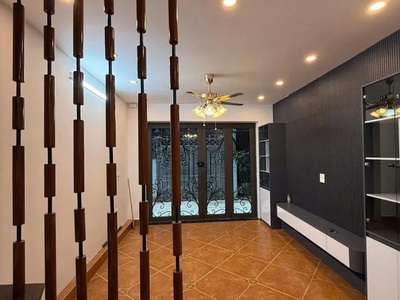 Nhà Nguyễn Khang Cầu Giấy 32m  x 5T, MT 4m, ô tô đỗ cửa giá đẹp chỉ 10.8 tỷ 3