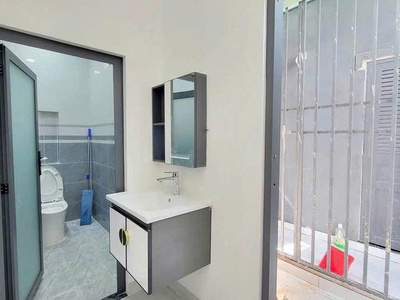 Nhà 1 trệt 1 lầu giá chỉ 2 tỷ 3 - Sổ hồng riêng - Ngay kcn cầu Tràm 4