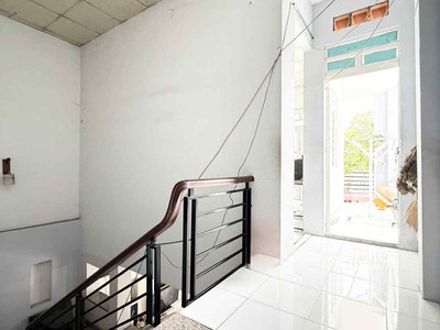 Nhà 2 tầng 80m2 ngang hơn 5 mét ô tô cách 10m gần lê thị riêng quận 12 - giáp gò vấp. chỉ 3,37 tỷ tl 2