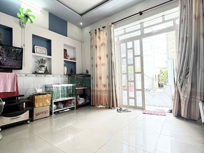 Nhà 2 tầng 80m2 ngang hơn 5 mét ô tô cách 10m gần lê thị riêng quận 12 - giáp gò vấp. chỉ 3,37 tỷ tl 1
