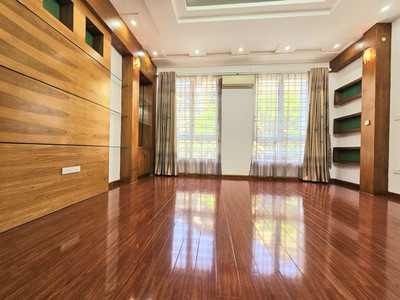 Ô tô tránh phân lô siêu phẩm phạm tuấn tài 58m 5t, kinh doanh, 32 tỷ 1