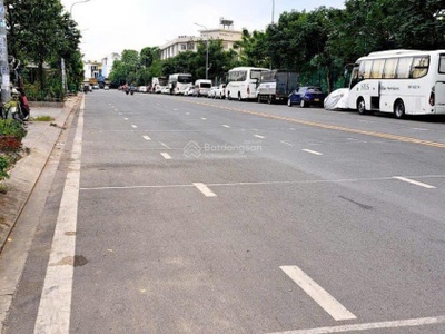 Mặt tiền 20m đường bờ bao tân thắng- kế bên aeon mall tân phú 8x34 giá chỉ 37.8 tỷ 1