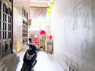 Bán nhà phố lương thế vinh   3 tầng, 158.8m , vị trí trung tâm, kinh doanh tốt   giá 10.xx tỷ 3