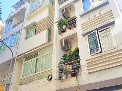 Ô tô, vỉa hè, dòng tiền 300tr/năm phố thái hà. 55m  x 4t mt 4m   19 tỷ 0