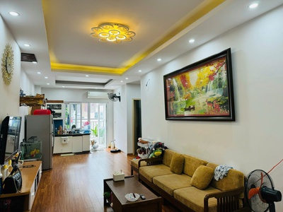 Bán căn hộ chung cư Thanh Hà Cienco 5, 71.63m  đầy đủ nội thất, giá 2.8x tỉ 0