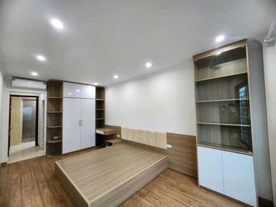 Hiếm ccmn cầu diễn,oto,gần ga minh khai,70mx4t,mt 6.5m, 9ty 