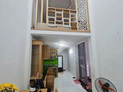Cho thuê nhà nguyên căn ngõ 205 định công thượng, 5 tầng x 40m2, 3 ngủ, 11 triệu 0