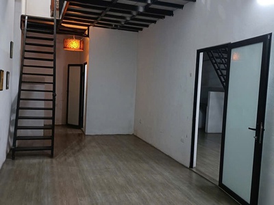 Cho thuê nhà phố tân mai, 75m2 x 1.5 tầng, 3 ngủ, 9 triệu 3