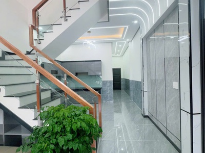 Nhà 1 trệt 1 lầu Tp.Hồ Chí Minh mới 4