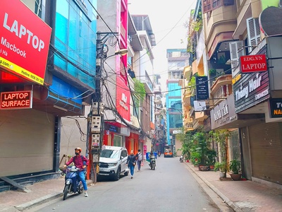 Ô tô, vỉa hè, dòng tiền 300tr/năm phố thái hà. 55m  x 4t mt 4m   19 tỷ 1