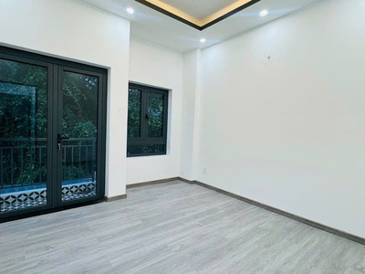 quận 8  nhà mới đẹp   xe hơi tận cửa   ở ngay   3,8 tỷ  4