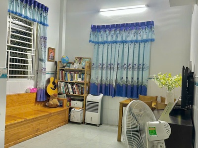 Bán nhà mặt tiền p. bình thủy - sổ hồng riêng - giá chỉ 2 tỷ 1