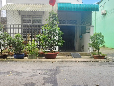 Bán nhà mặt tiền p. bình thủy - sổ hồng riêng - giá chỉ 2 tỷ 0