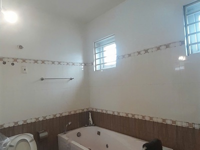 Cho thuê nhà đường Máng , An Đồng , An Dương .Đườg Ô tô tránh nhau . Làm văn phòng , spa , ở ok 5