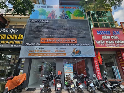 Bán nhà mặt phố nguyễn văn cừ, dt 198m2, xd 3 tầng, mt 7,5m   nở hậu thoáng sau, tiện kd 0