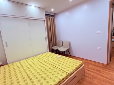 Tập thể cầu giấy tầng 1-dt 60m 2 ngủ 2 wc  giá 5,15 tỷ,ngõ ô tô tải tránh 2
