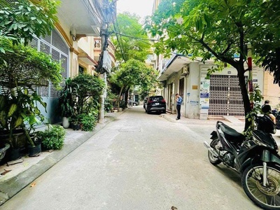Đầu tư  phân lô phạm tuấn tài, vỉa hè ô tô tránh, ngõ thông tứ tung, mặt tiền khủng 6m, kd đỉnh 3