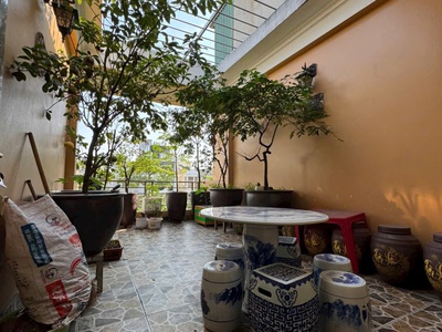Cần bán 40m2 nhà 4 tầng mặt phố Phạm Khắc Quảng. Vị trí đẹp, kinh doanh sầm uất 10